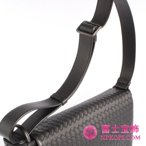 Bottega Veneta/ボッテガ・ヴェネタ  カーフレザー ショルダーバッグ ブラッ 221065V46511000